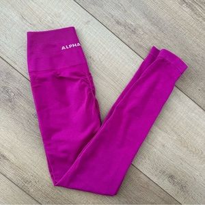 NWT Alphalete Amplify Leggings Magenta